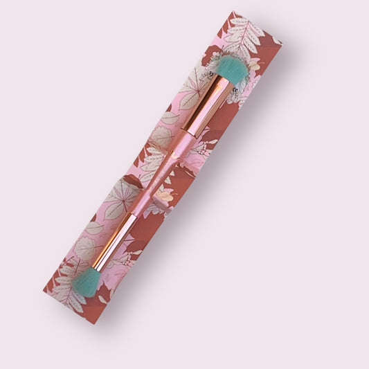 Nascita - pro Medium Concealer and Blending Brush