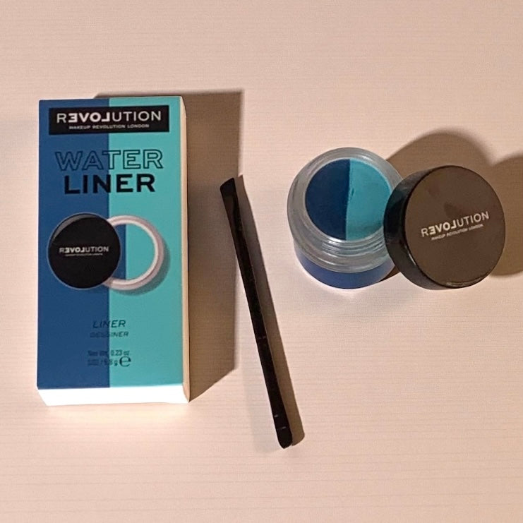 Revolution Water Liner