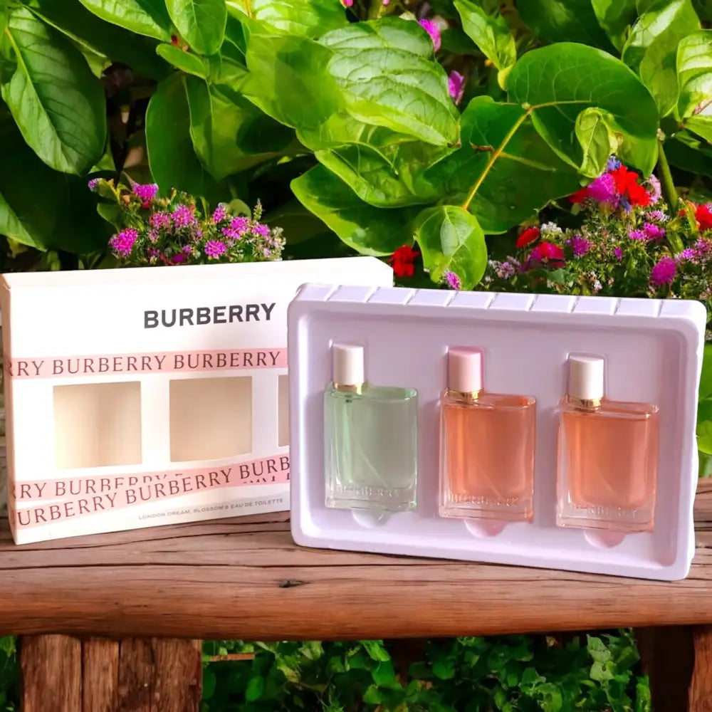 Burberry Gift Pack of 3 (30 ml each)