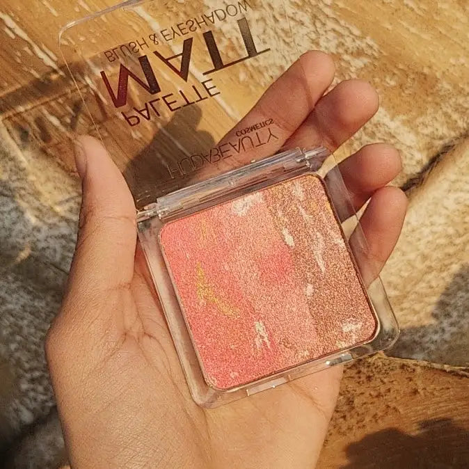 Huda beauty pallete matt blush &Eyeshadow - 02
