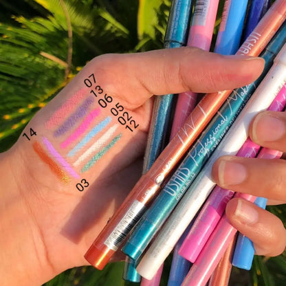 USHAS Professional Makeup Eyeliner + Delineador - 03 - Eyeliner